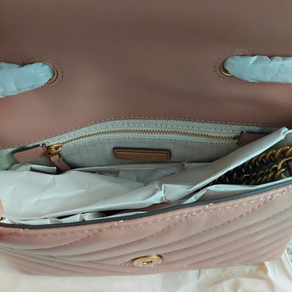 TORY BURCH New Kira Chevron Small Convertible Shoulder Bag - Pink - Picture 10 of 16